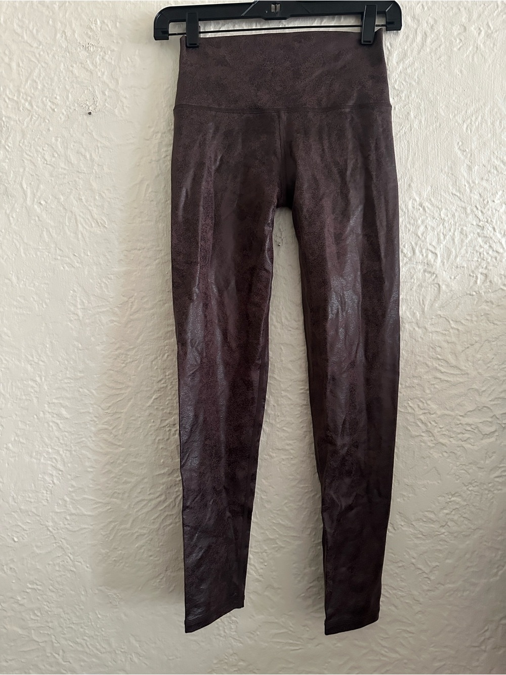 Aerie Offline Brown Faux Cracked Leather High Waisted Leggings Medium